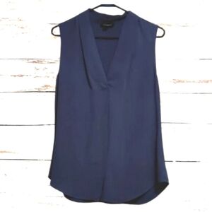 Le Chateau Dark blue sleeveless blouse top shirt Medium M slim fit